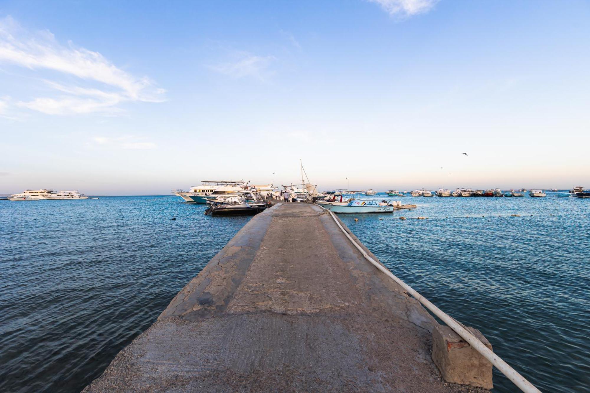 Aden Beach - Sea View Room With Beach Access In Villa Hurghada Exterior foto